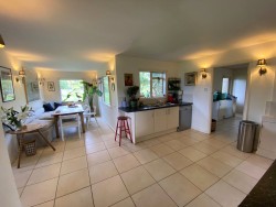 Property Image #4 of 12