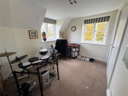 Property Image #8 of 12