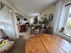 Property Image #4 of 12