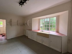 Property Image #3 of 10