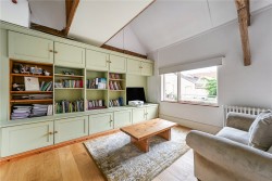Property Image #14 of 18