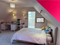 Property Image #5 of 10