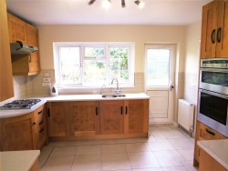 Property Image #4 of 13