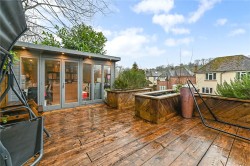 Property Image #14 of 16