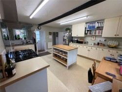 Property Image #5 of 15