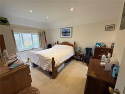 Property Image #5 of 8