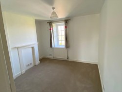 Property Image #8 of 11