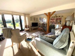 Property Image #2 of 9