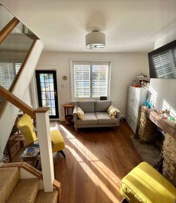 Property Image #4 of 15