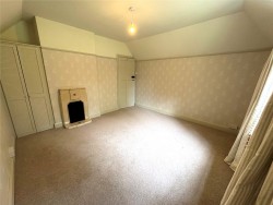 Property Image #6 of 12