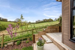 Property Image #16 of 17
