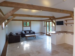 Property Image #4 of 11