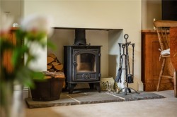 Property Image #4 of 17