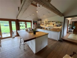 Property Image #4 of 11