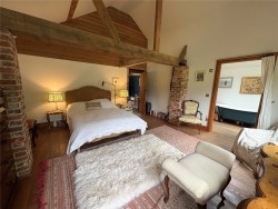Property Image #6 of 11