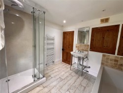 Property Image #7 of 9