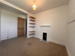 Property Image #6 of 9