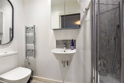 Property Image #12 of 20