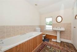 Property Image #10 of 18