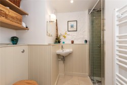 Property Image #14 of 24