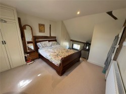 Property Image #5 of 8