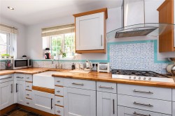 Property Image #4 of 19