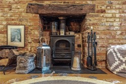 Property Image #4 of 17