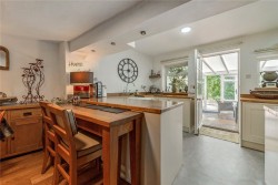 Property Image #7 of 17