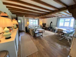 Property Image #2 of 11