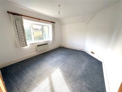 Property Image #6 of 11
