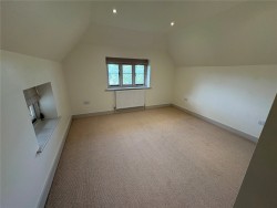 Property Image #6 of 12