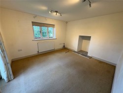 Property Image #4 of 12
