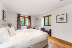 Property Image #13 of 22
