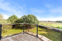 Property Image #17 of 22