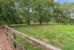 Property Image #18 of 22