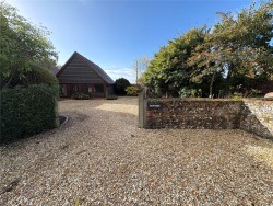 Property Image #11 of 13