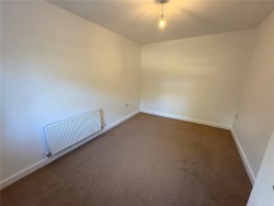 Property Image #5 of 13